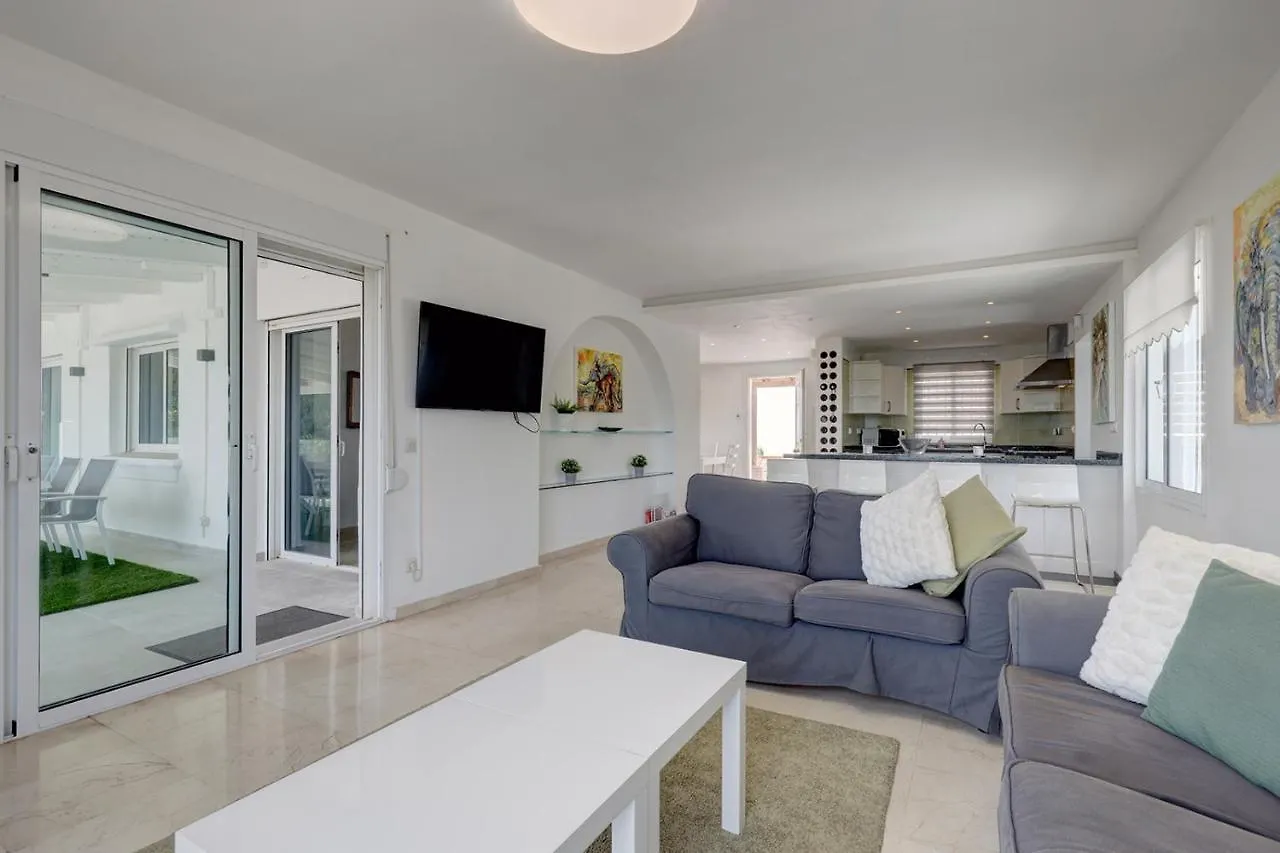 לה קאלה דה מיחאס 101 Superb La Cala Villa With Private Pool לה קאלה דה מיחאס
