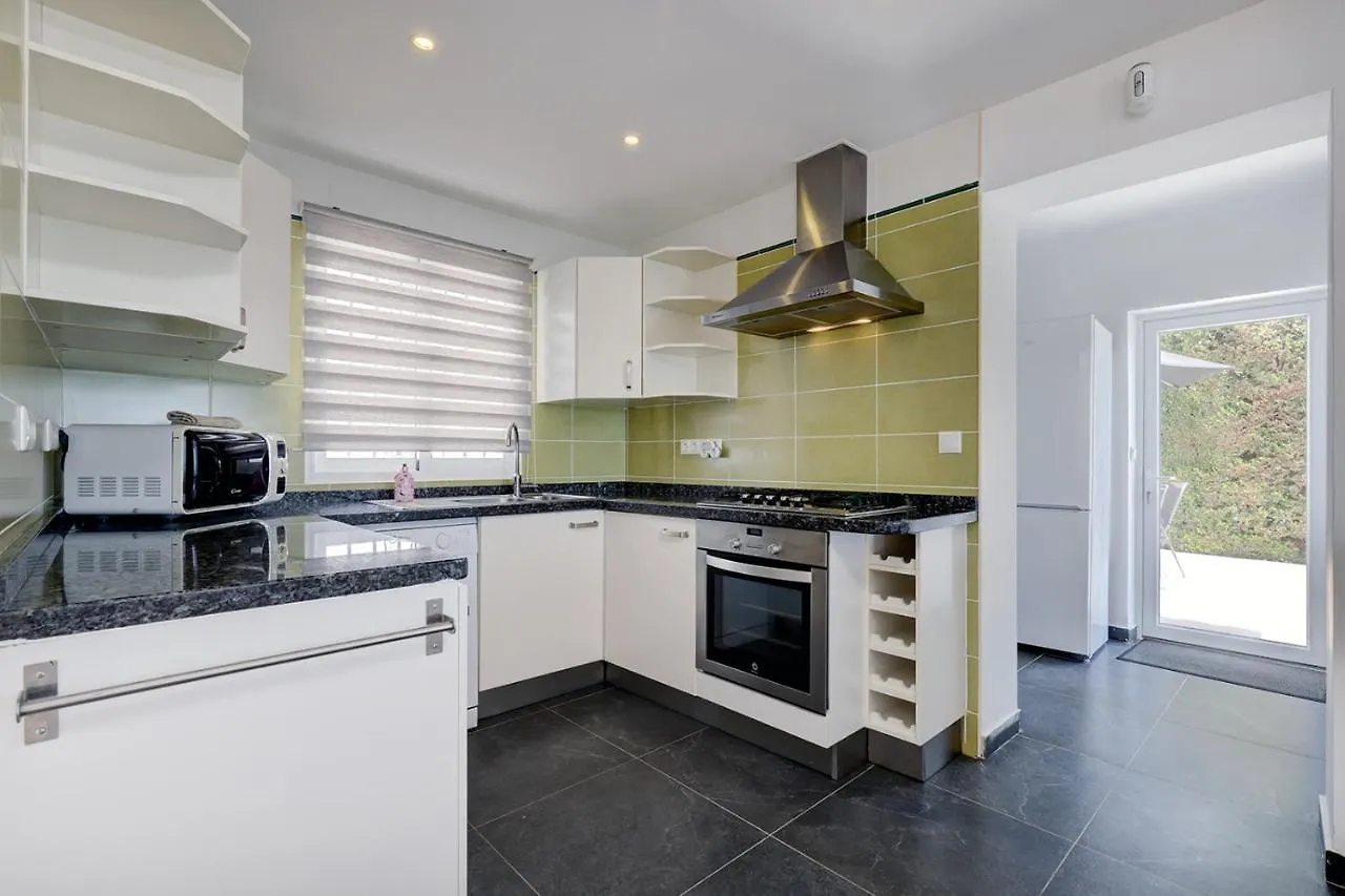 לה קאלה דה מיחאס 101 Superb La Cala Villa With Private Pool ספרד